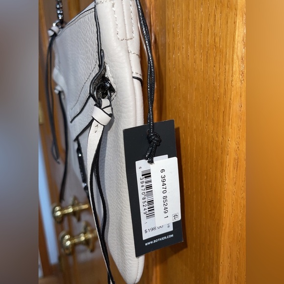 Women’s Crossbody Handbags Botkier Trigger Flat Zip Leather AUTHENTIC NEW Bag - Picture 10 of 13